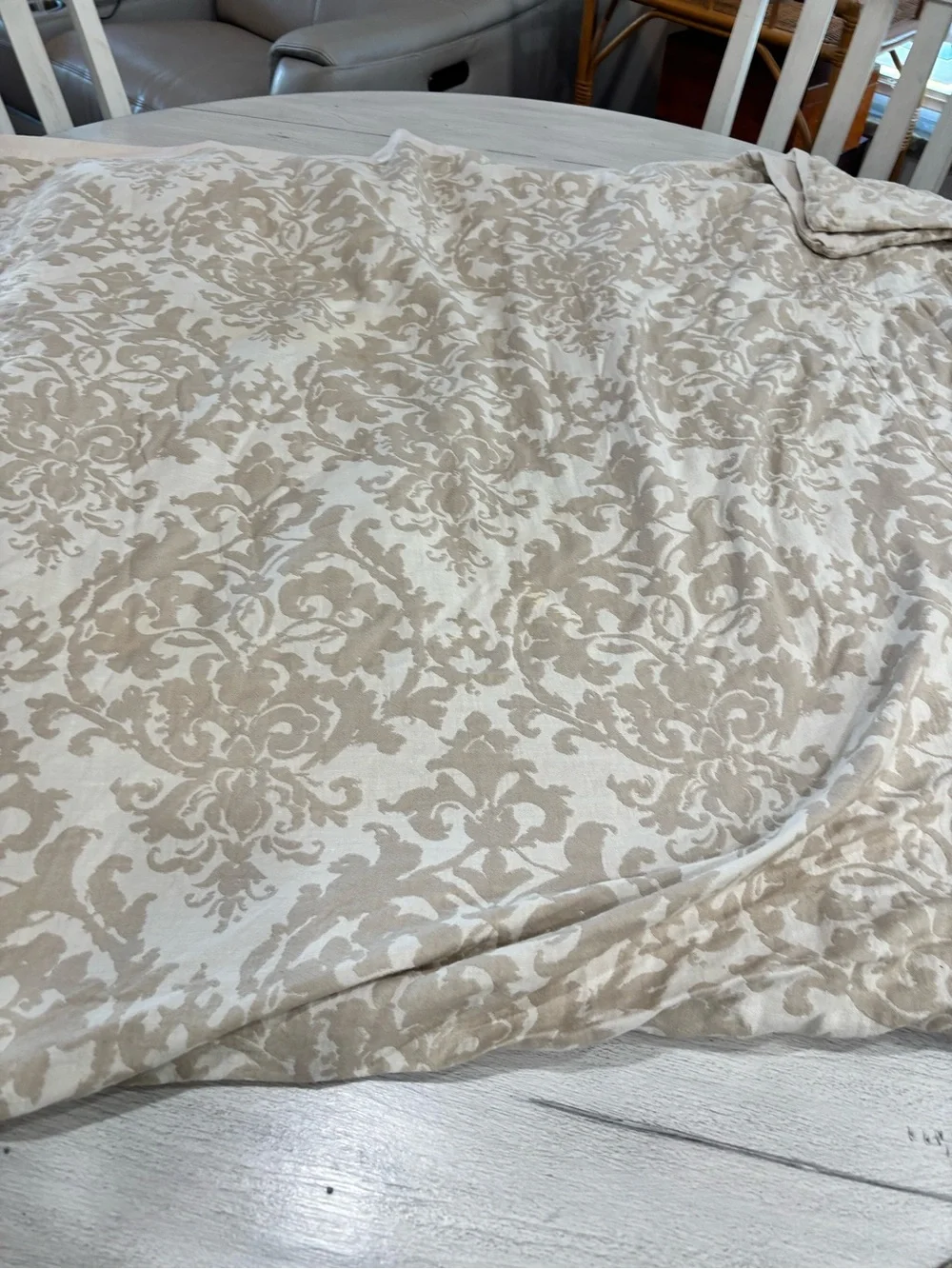POTTERY BARN Beige Tonal JACQUARD MEDALLION Duvet Cover 108” X 92” King Size